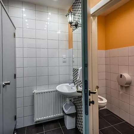 אכסניה The Little Havana Party *