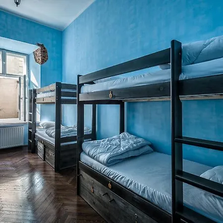 The Little Havana Party Хостел