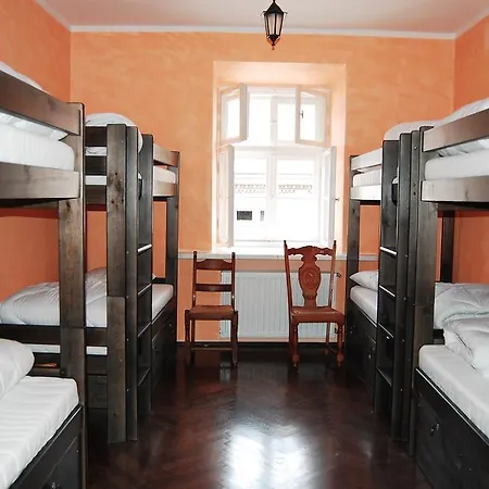 Хостел The Little Havana Party Краков